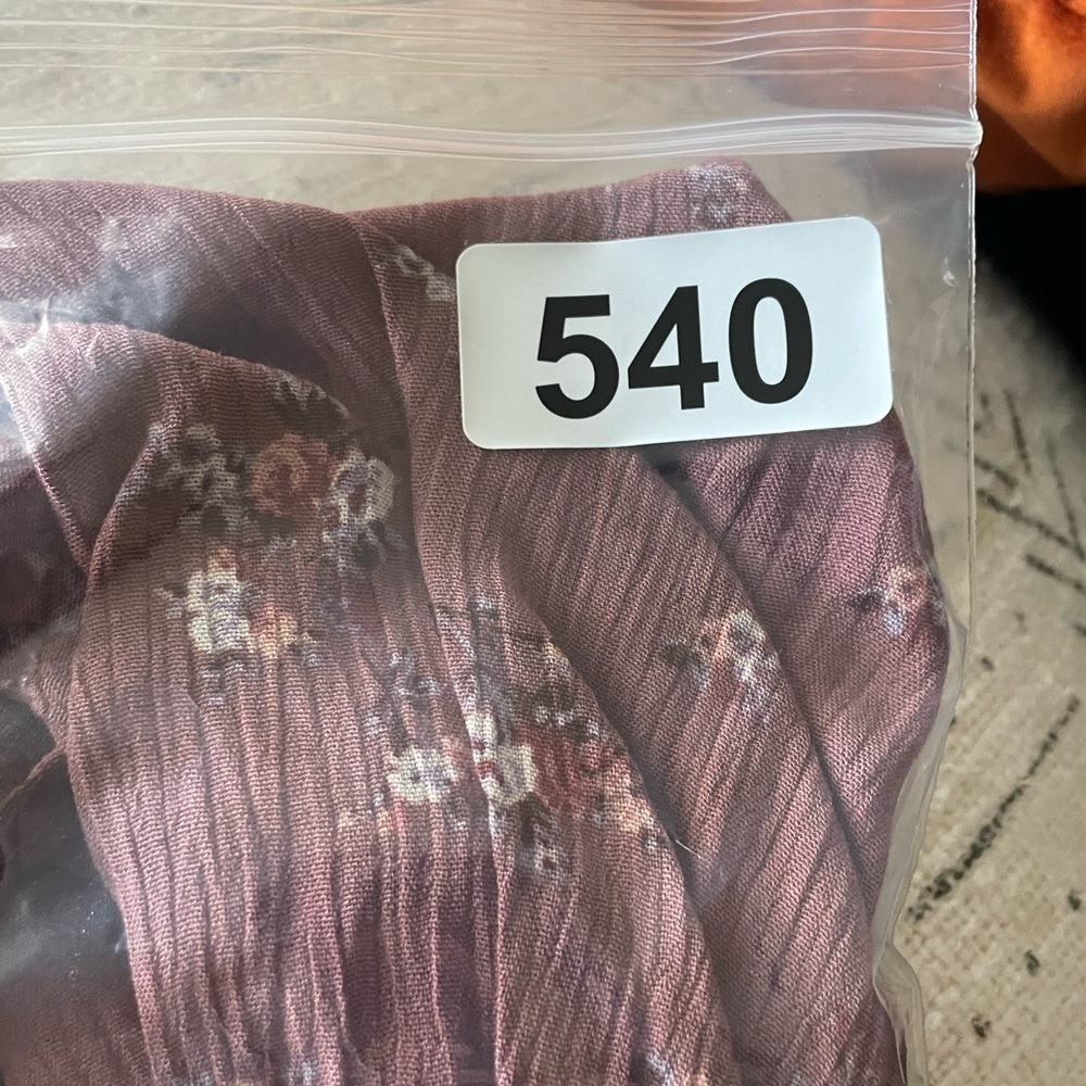 Dress Forum Floral Print Open Back Long Sleeve Tiered Maxi Dress M Rose - Picture 9 of 10